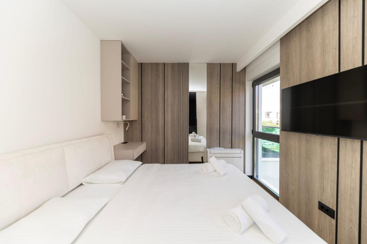 Luksuzan trosoban stan s velikim terasama i liftom – Zadar, Borik (174 m²)